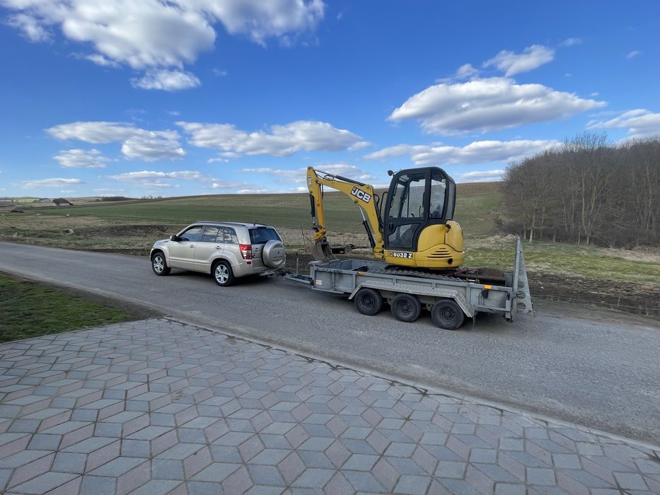 Prestări servici cu miniexcavator