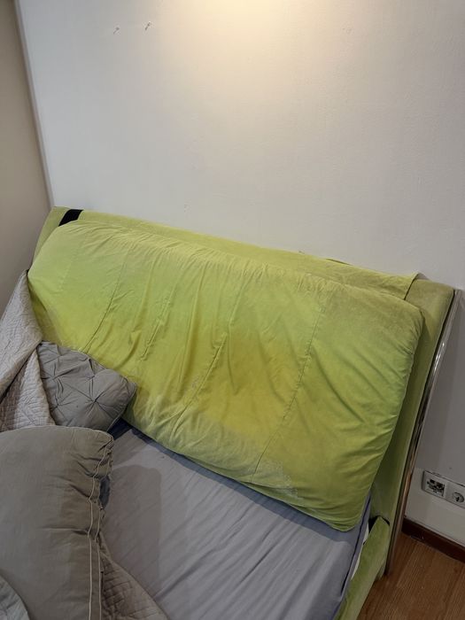 Двухспальная кровать