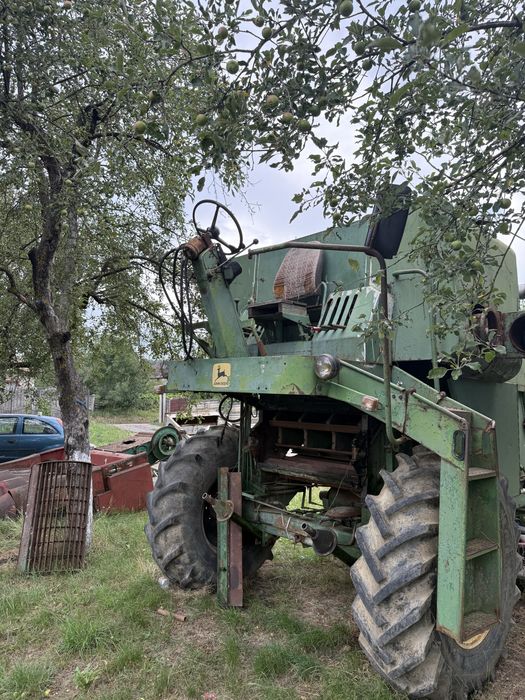 Combina john deere 630
