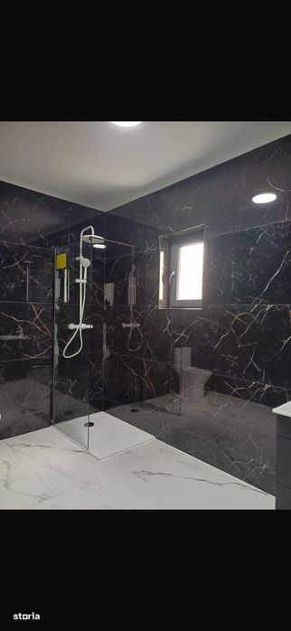 Vila cu 4 camere, Navodari