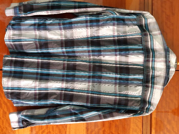 vand camasa originala QS red dnm