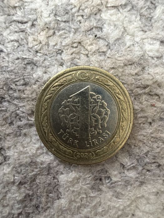 Продам монеты-6 штук