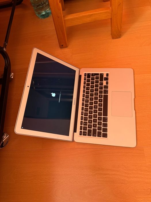 Macbookair 13 inch - Apple