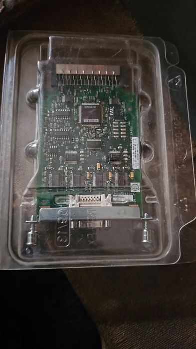 Модуль Cisco HWIC-2T 2 x Async/Synс 115.2 kbps/8 Mbps