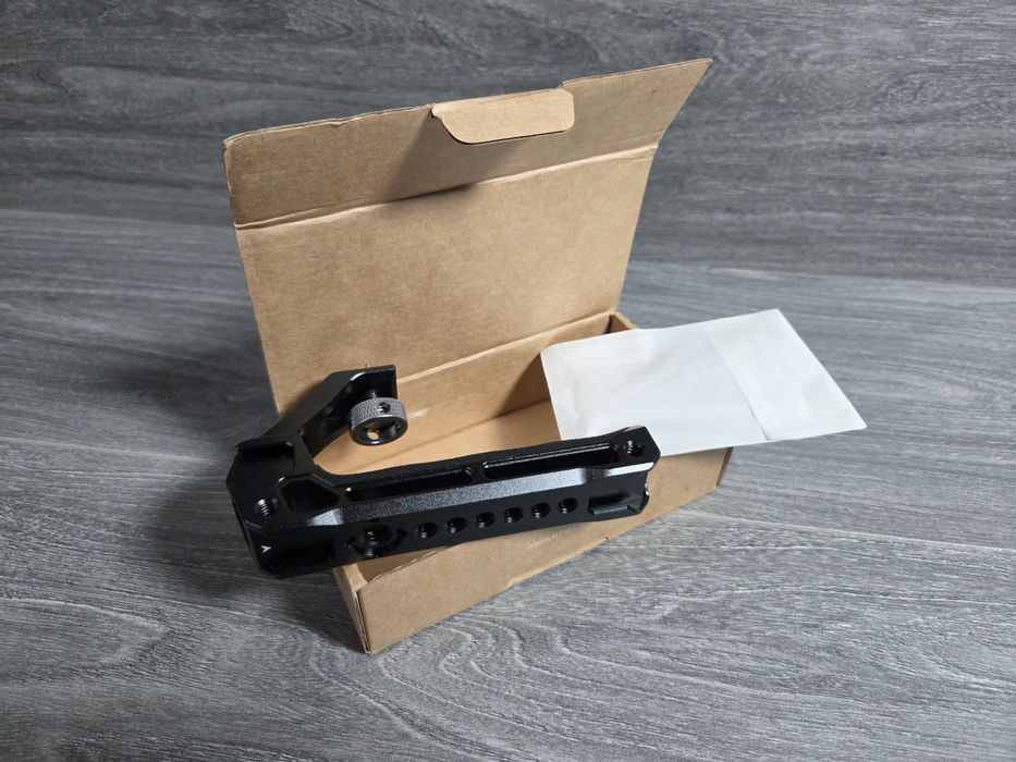 ПРОМО ! SmallRig Горна ръкохватка тип ARRI / фото аксесоар !