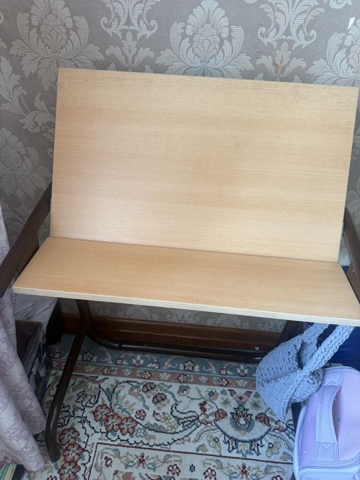 Парта  орындығымен / Парта со столом