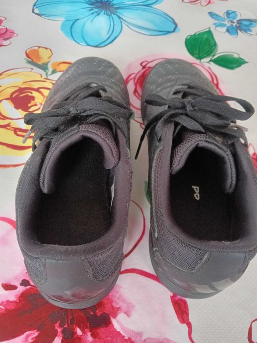 Футболни обувки Адидас 37 1/3