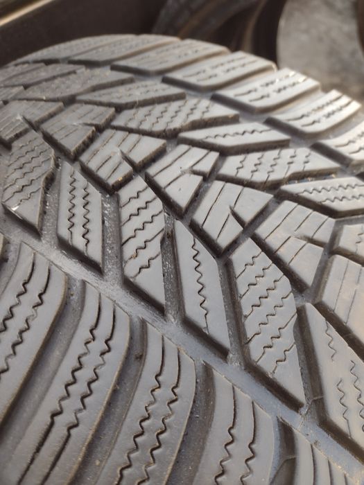 Перфектни 4бр.225/35/19