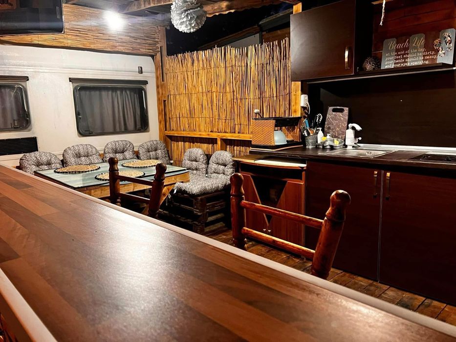 Каравани “Пу за мен” на Къмпинг Градина “Созопол Еко”