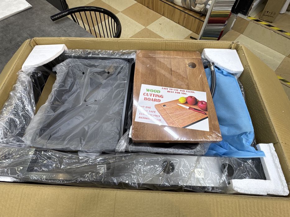 Кухонная мойка  78,5см