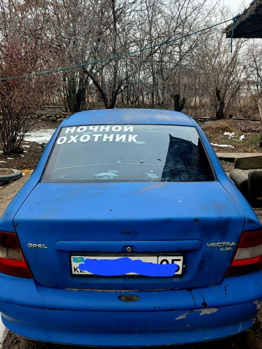 Продам машину  опель вектор в