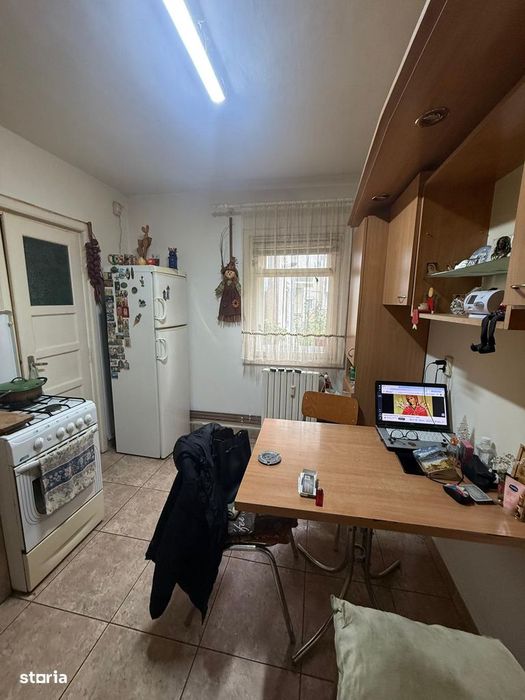 MT238 Apartament 2 camere, parter inalt SAGULUI, centrala proprie
