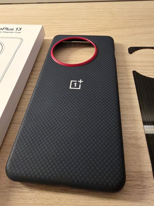 OnePlus 13 Aramid Fiber Magnetic Case