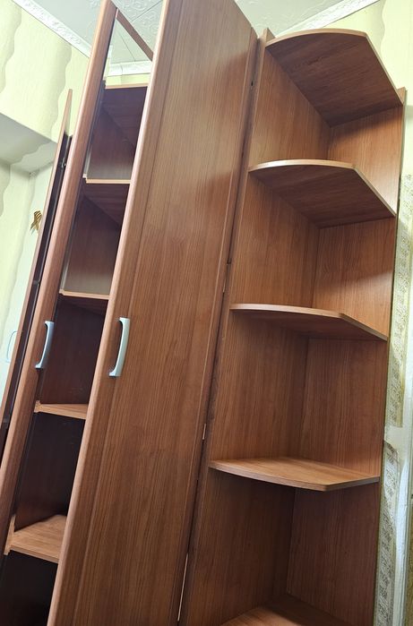Продам шкаф в хорошем состоянии