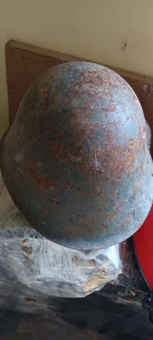 Casca militara de armata veche . .