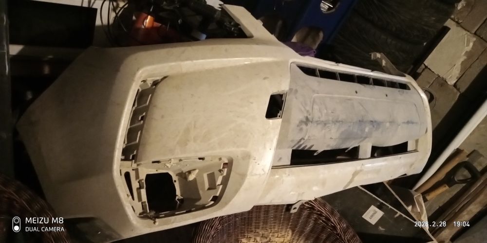 Продам бампер на субару форестер