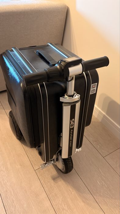 Troler electric Airwheel SE3, ride-on smart luggage