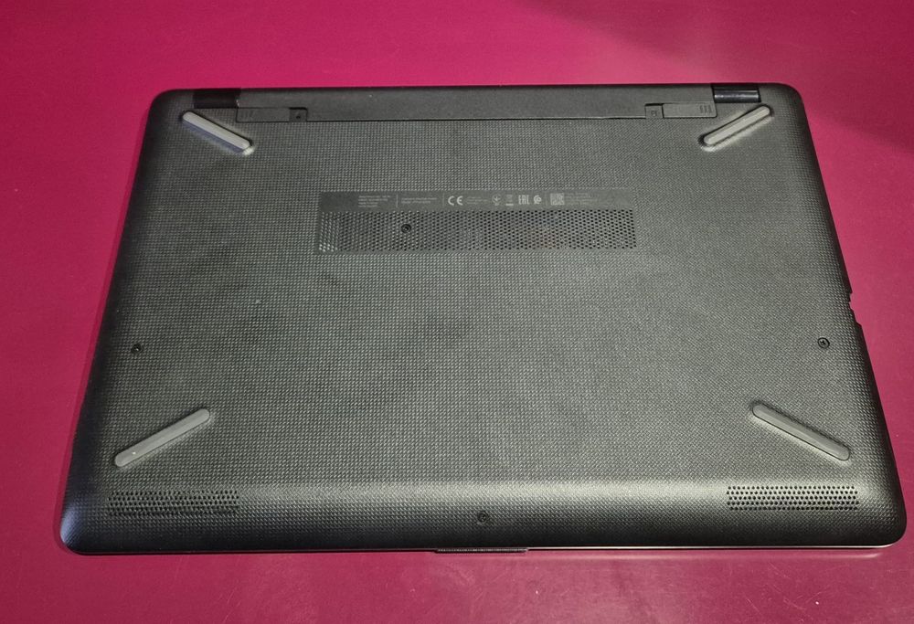 Ноутбук HP TPN C130