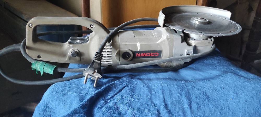 Болгарка срочно продается