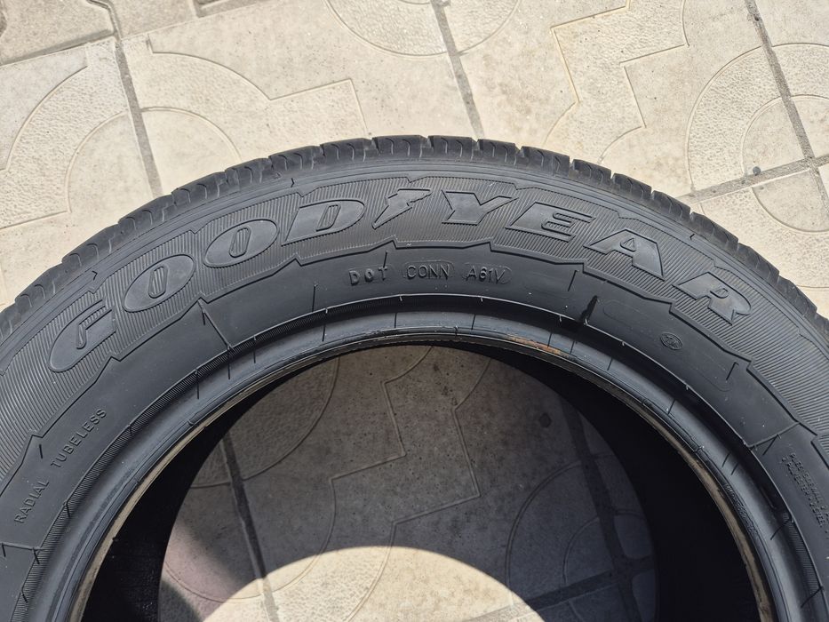 1бр. Лятна бусова гума 215/65/16C Goodyear