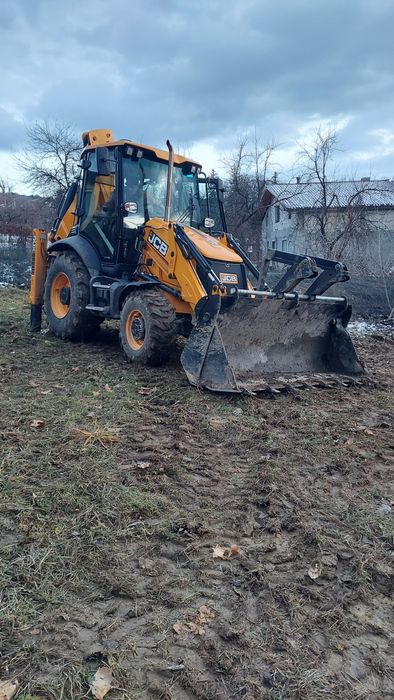 Amenajare teren cu buldoexcavator,  excavator si minincarcator