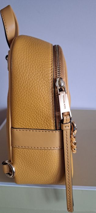 Оригинална раница Michael Kors  като нова