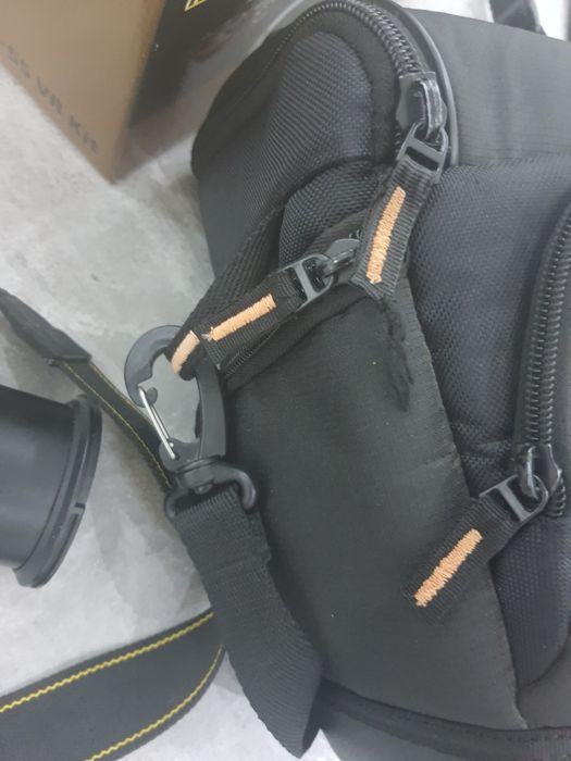 Фотоапарат Nikon D3400 – перфектно състояние, като нов!