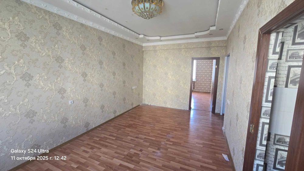 Продается квартира на массиве Сергели 6А