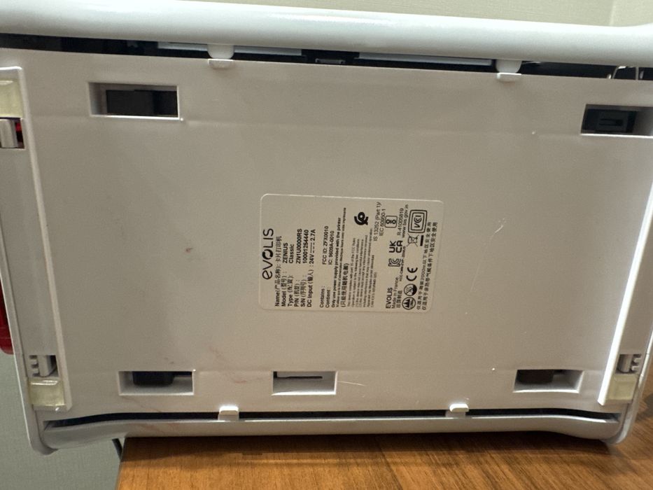 Продам принтер Zenius