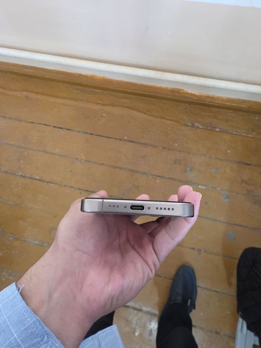 Iphone 16 pro sotiladi srochni