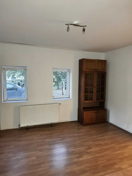 Vând casă în localitatea Husia, judetul Sălaj