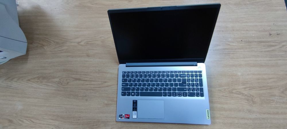 IdeaPad 1 15ALC7  LENOVO laptop defect