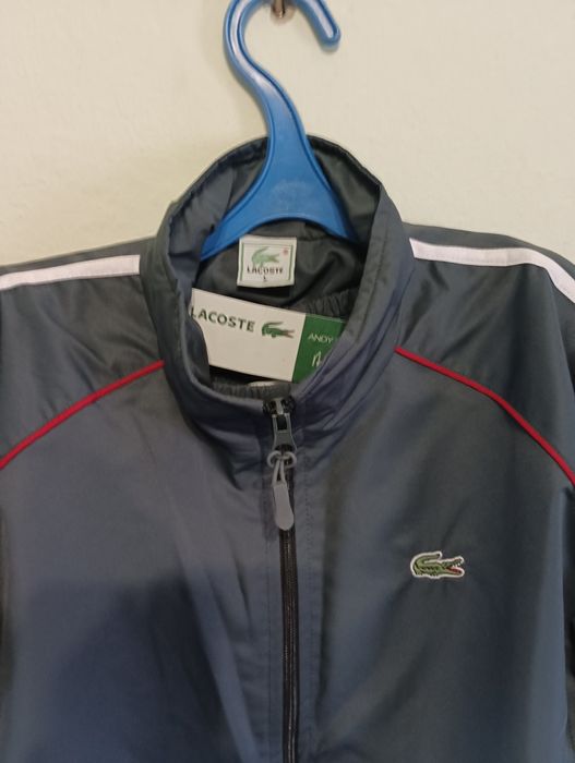 Спортивные костюмы 2 вида.