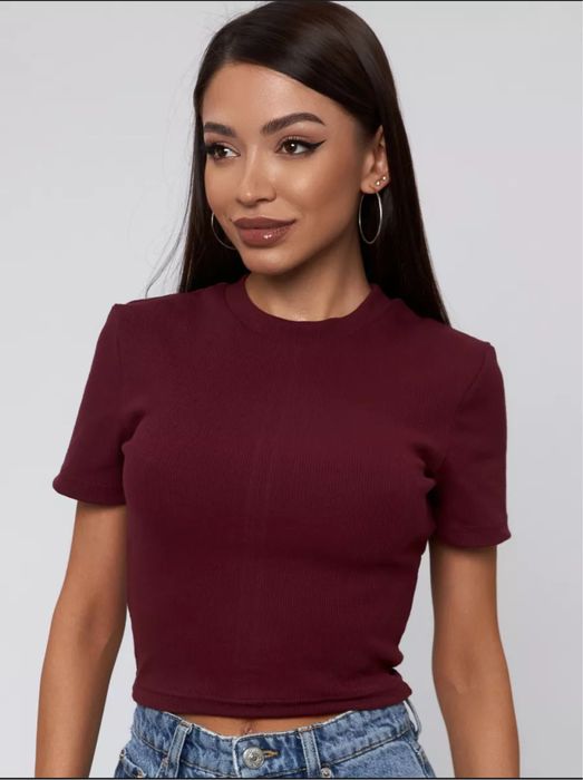 Кроп-топ в рубчик. Тренд сезона