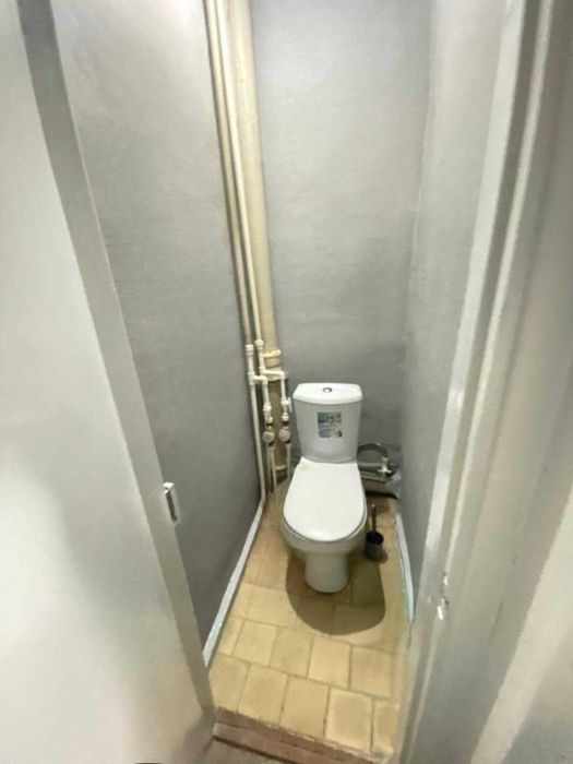 Қўйлиқ 1-массивда 3 хоналик квартира Матонат метрога якин без маклера