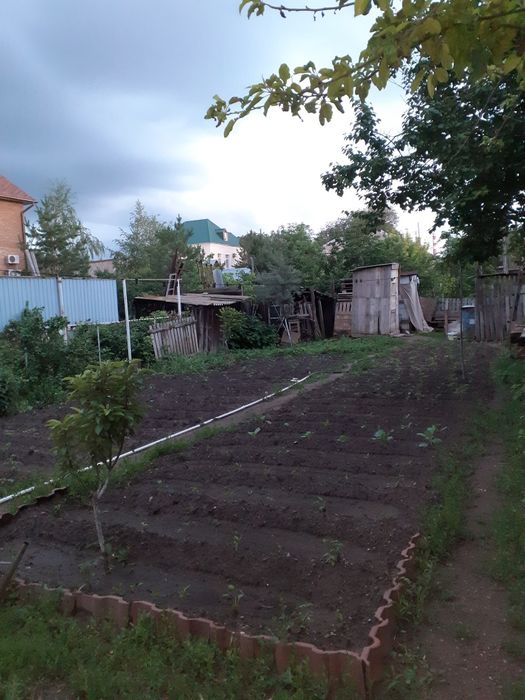 Продажа,  земля 4/7 соток вместе с домом.