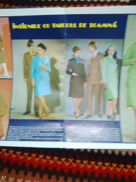 Reviste vechi, culegeri de comentarii literare