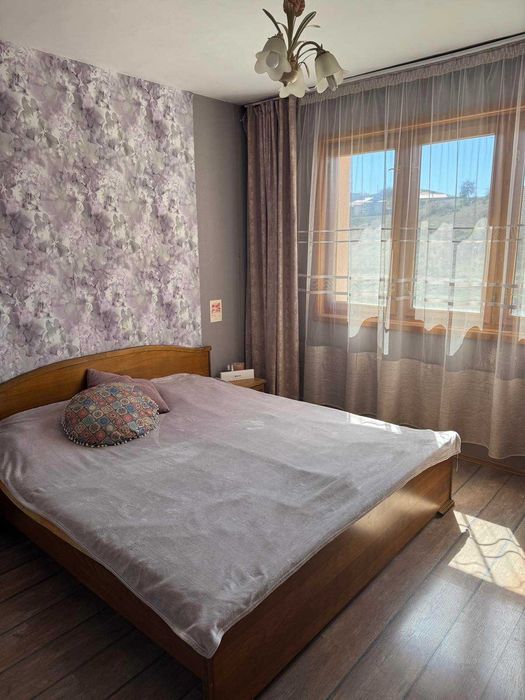 Многостаен апартамент с три спални за продажба в кв. Еленово, гр. Благоевград