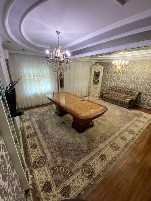 Qora tosh Media parki orqasi 4 xona 3 xona qilingan Arenda srochna