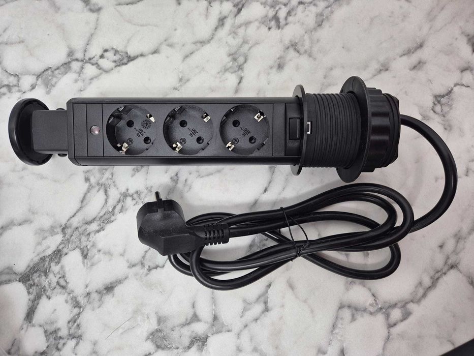 Priză incastrabila pentru blat de bucătărie sau birou