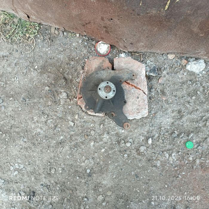 Продам запчасти на газ 53