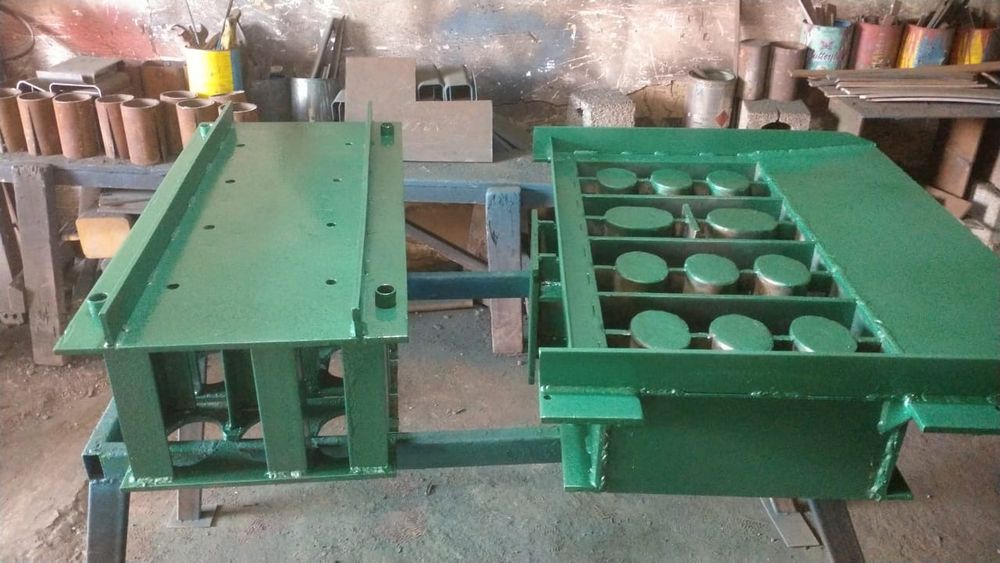 Матрыца для шлакаблока пескаблока