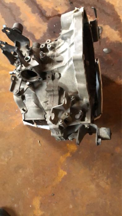 Продам коробку передач