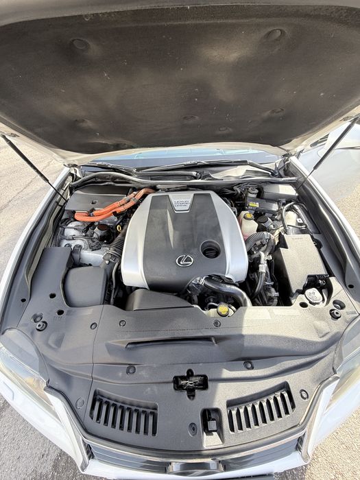 Продается Lexus GS450H