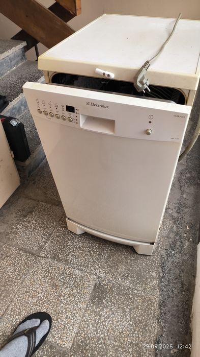 Съдомиялна Електролукс на части