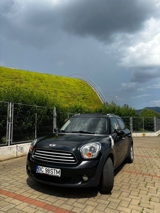 Mini Countryman.