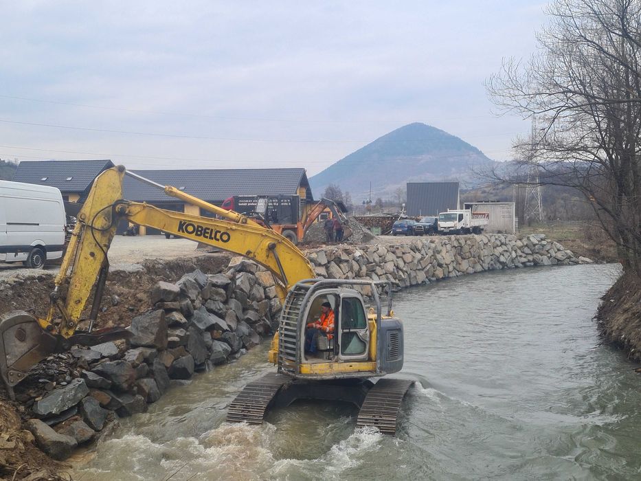 Inchiriere utilaje, Executie lucrări, Săpături, Nivelări, Compactări