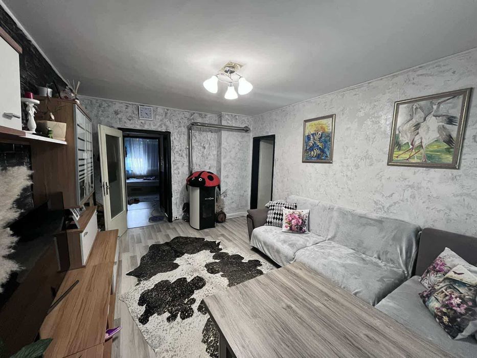 Продава се Тристаен апартамент в Хасково, Младежки хълм - 86 кв.м за 833 €/кв.м - Снимка #2