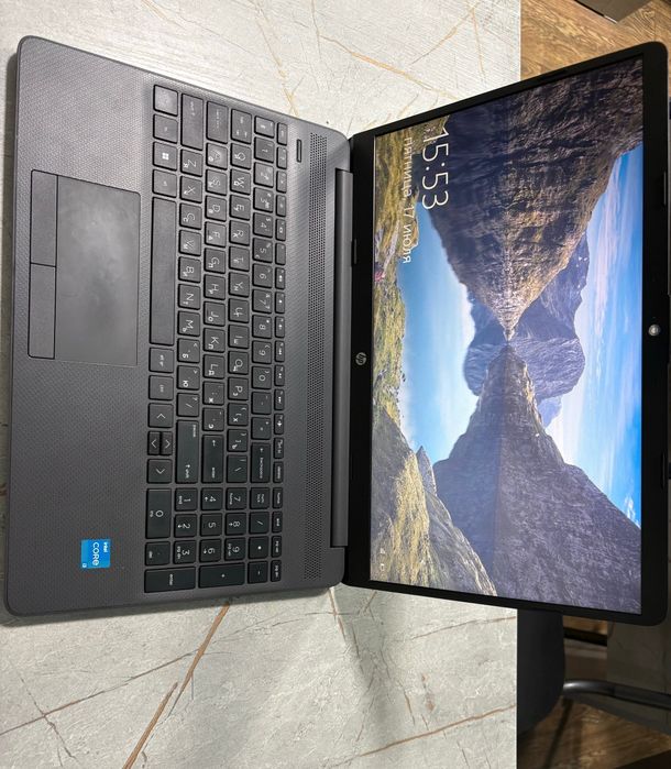 HP Noutbook  i 3 core
