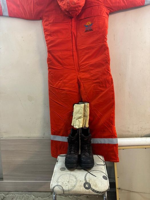 Продается спец.одежда